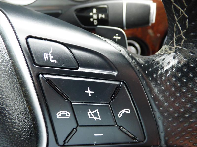 Mercedes-Benz GLK 2,1 220CDI,4Matic,AMG,7G,Bi-Xe - fotka 16 z 77