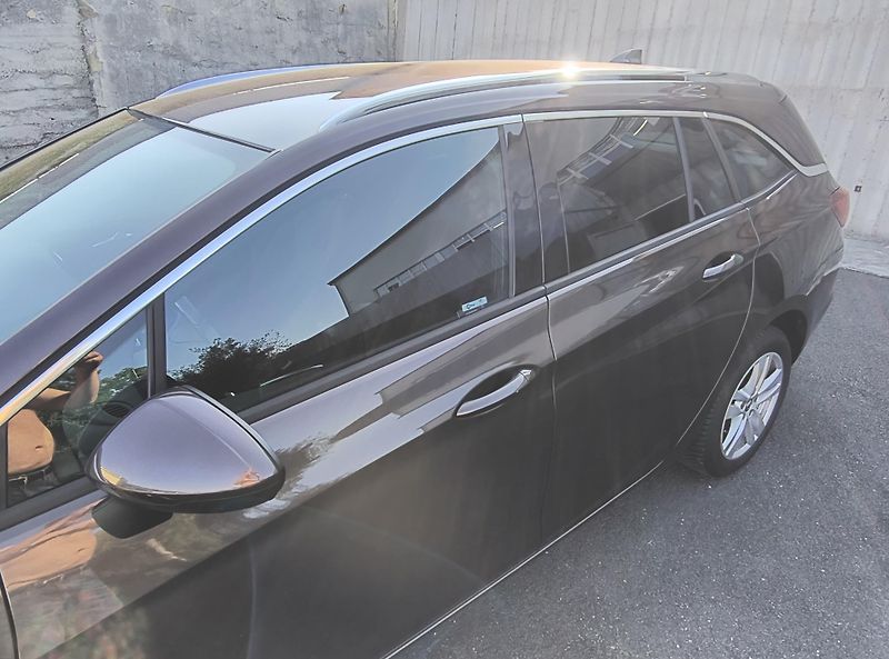 Opel Astra - fotka 16 z 60