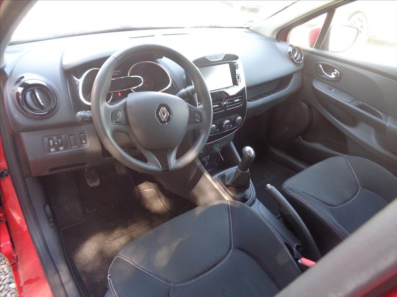 Renault Clio 0,9 0.9 TCI - fotka 12 z 18