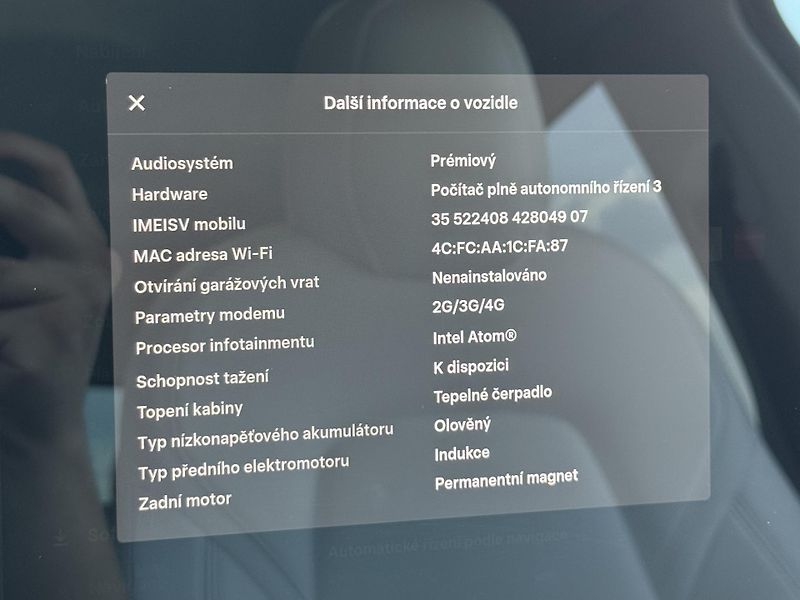 Tesla Model Y LR AWD Tažné EAP Boost Bílý in - fotka 21 z 27