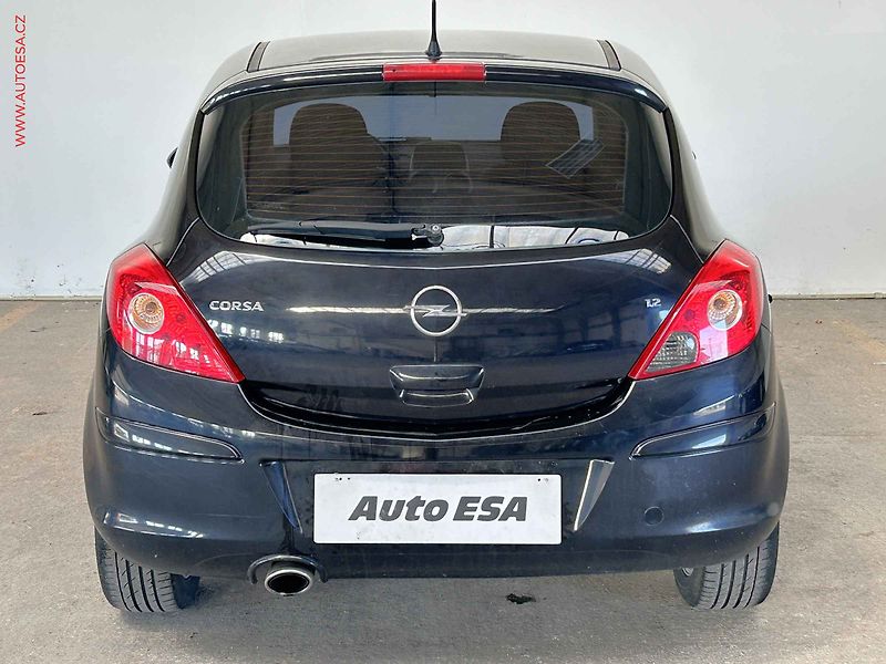 Opel Corsa (2007) 1.2i, 1.maj, Tempomat - fotka 5 z 14