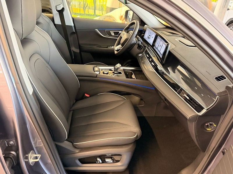 Chery Tiggo 7 Unique - 1,6 T GDI 4x4 - sklad - fotka 13 z 30