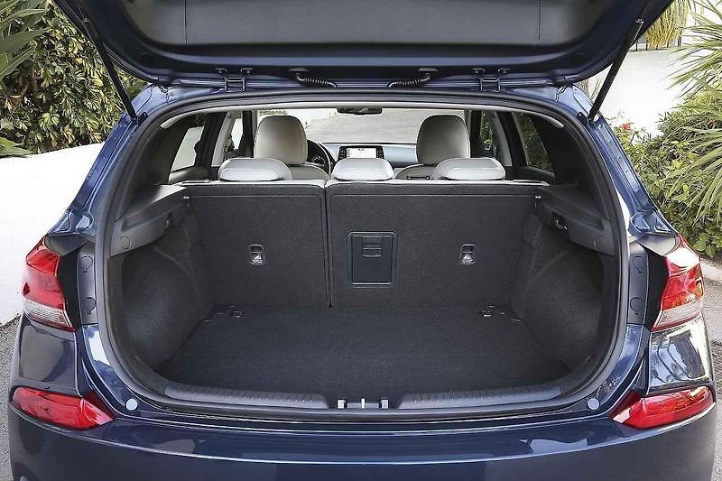 Hyundai i30.