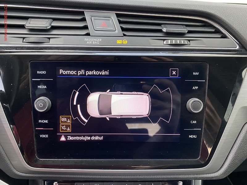 Volkswagen Touran (2021) 2.0 TDi, Comfortline, DSG, - fotka 18 z 19