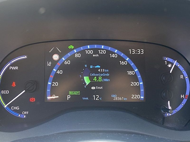 Toyota Yaris Cross 1.5HSD, ČR, Adventure VIP - fotka 11 z 20