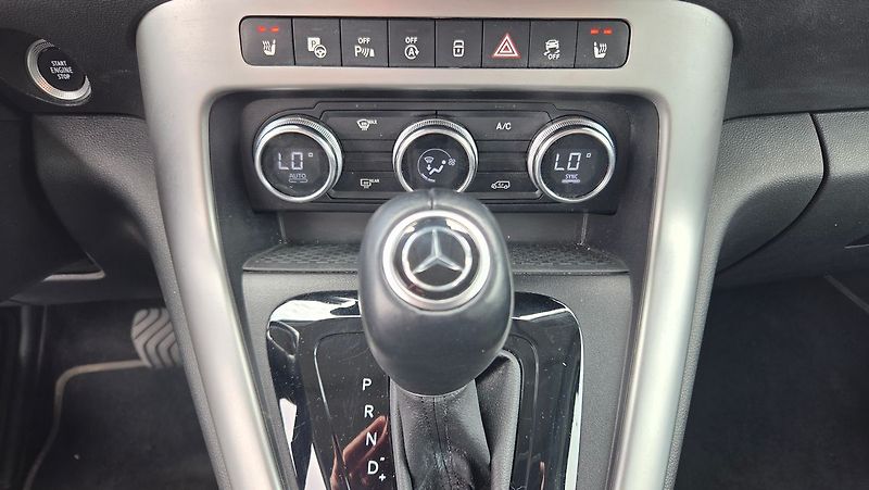 Mercedes-Benz Třídy T 180 d PROGRESSIVE - fotka 12 z 20