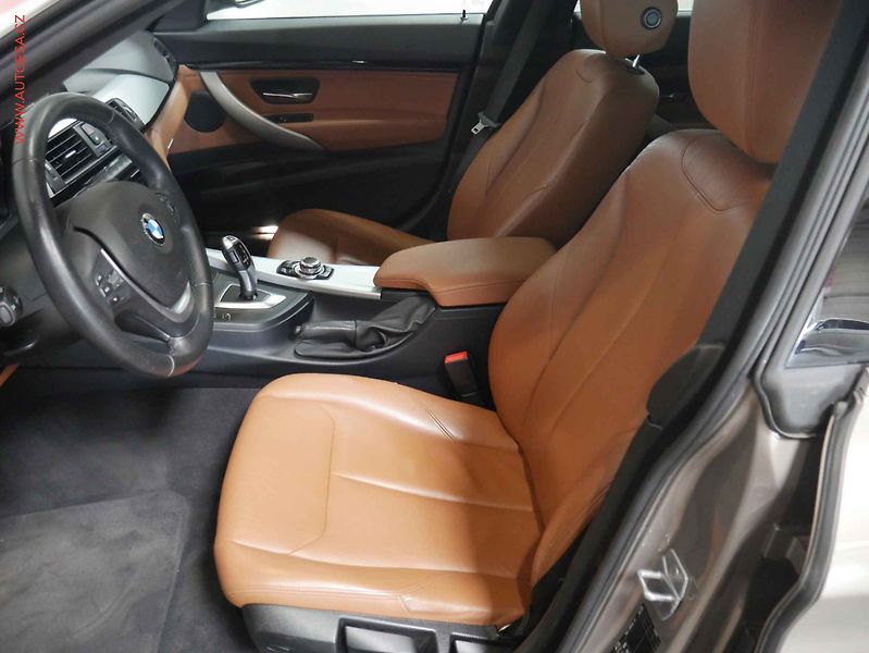 BMW Řada 3 (2016) 2.0 TDI GT, AT, LED, kůže - fotka 9 z 23