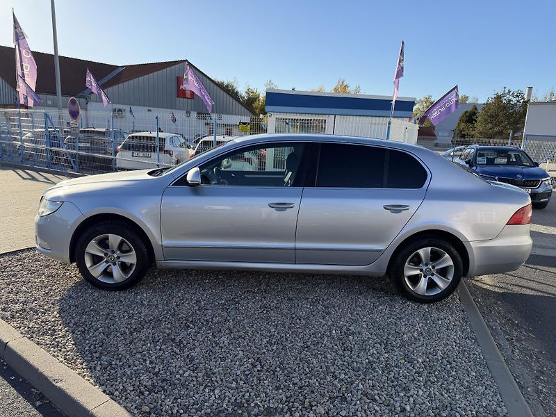 Škoda Superb II 2,0 TDi/103kW - Klima,ESP,. - fotka 4 z 71