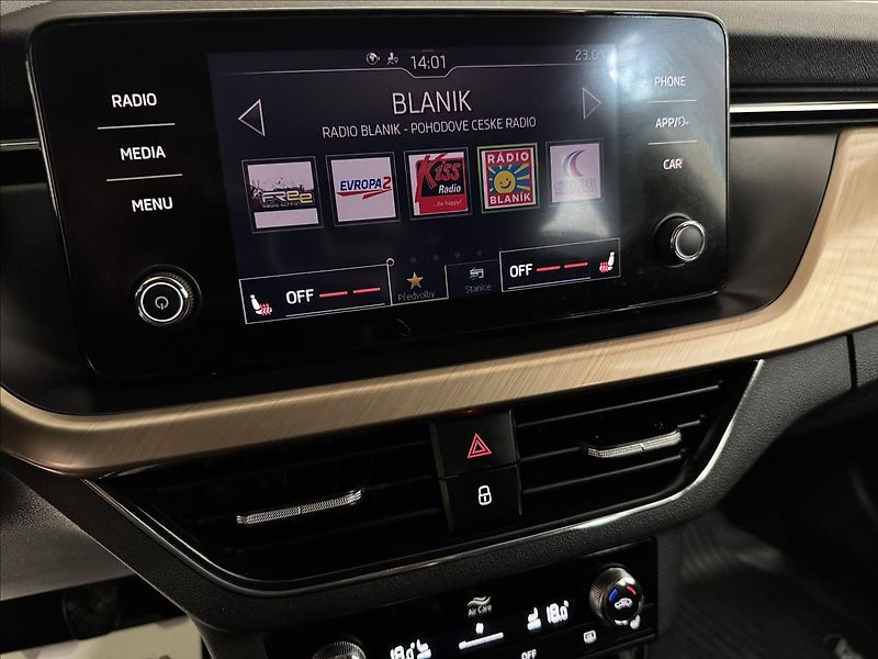 Škoda Scala 1.0TGI STYLE ACC 2XKOLA LED - fotka 27 z 42