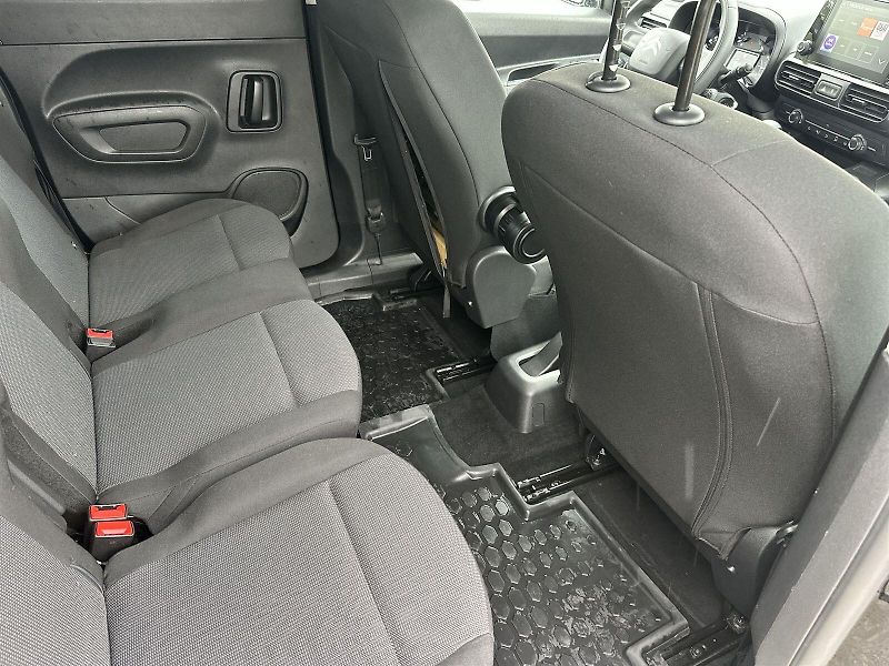 Citroën Berlingo (2022) 1.5 HDI LIVE PACK - fotka 11 z 30