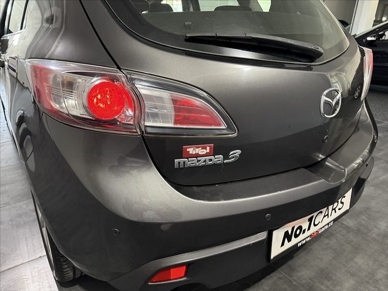Mazda 3 1,6   i TX VÝHŘEV TAŽNÉ ČIDLA - fotka 27 z 32