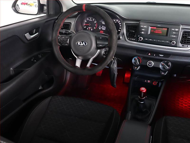 Kia Rio (2017) 1.25 CVVT, Serv.kniha - fotka 7 z 18