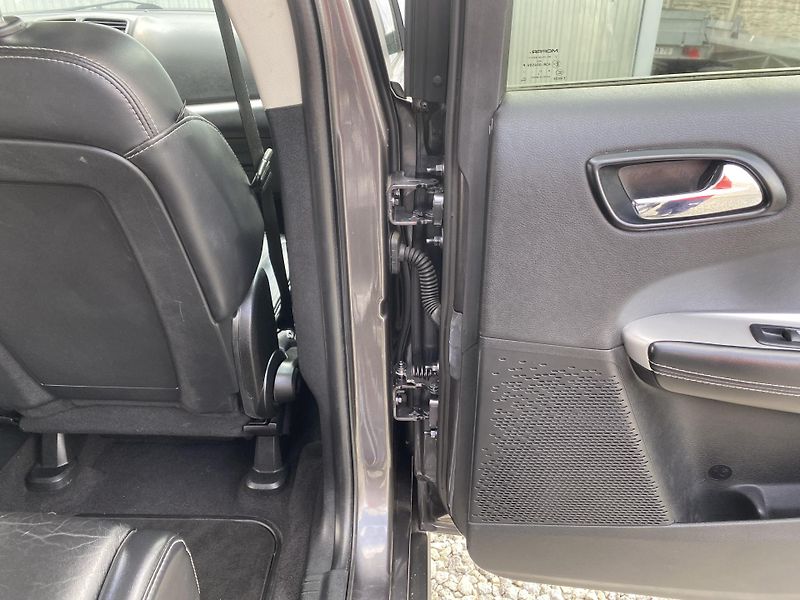 Fiat Freemont 2.0MJET 140PS MAN 7M 164000KM! - fotka 123 z 168