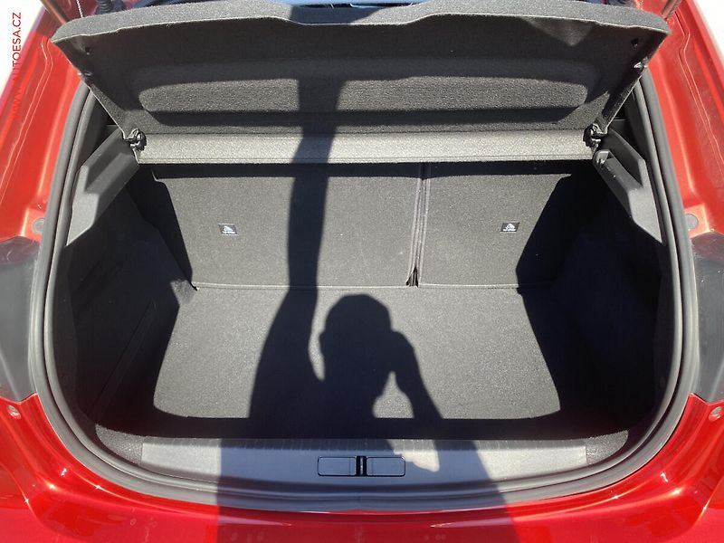 Peugeot 208 (2020) 1.2PT, Allure - fotka 7 z 16