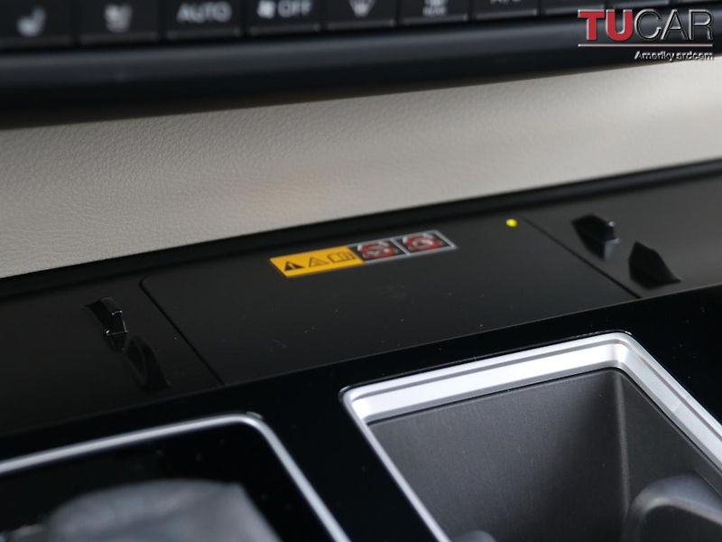 Toyota Sienna (2026) Platinum 2.5 HEV AWD - fotka 37 z 76