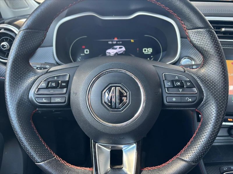 MG ZS 1,0 T  Exclusive AT - fotka 14 z 26