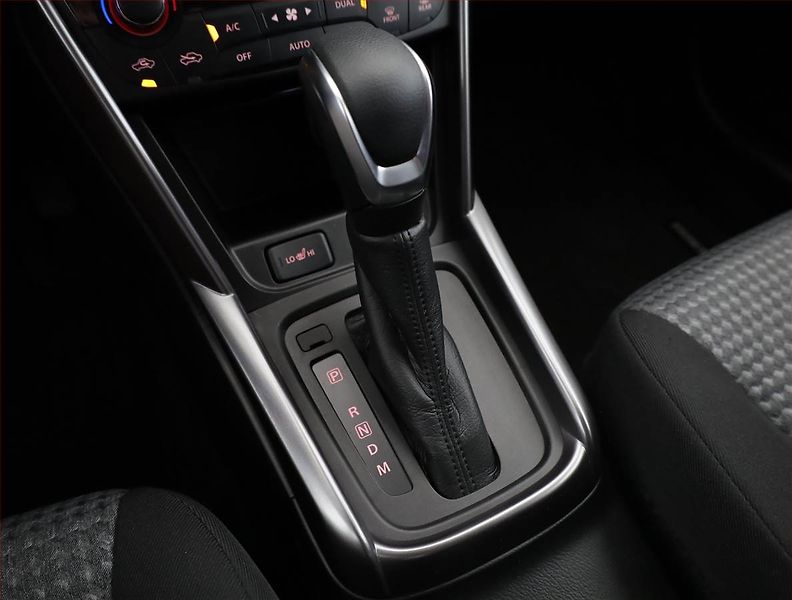 Suzuki SX4 S-Cross (2023) 1.5 Hybrid - fotka 11 z 16