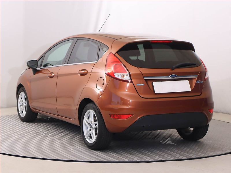 Ford Fiesta (2015) Comfort 1.0 EcoBoost, Tempomat - fotka 4 z 17
