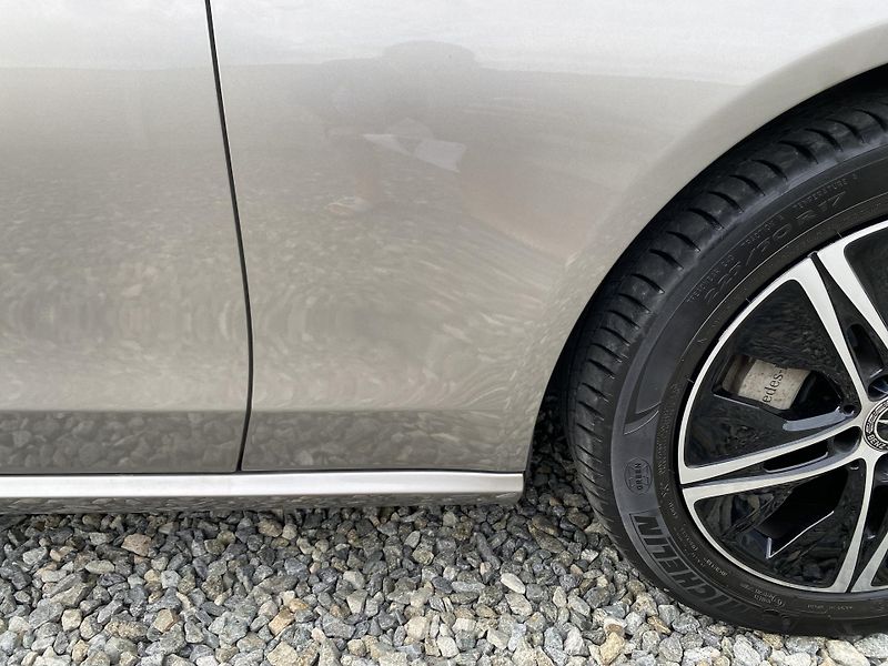 Mercedes-Benz Třídy C C 400 COUPE 4MATIC 51.000KM - fotka 54 z 149