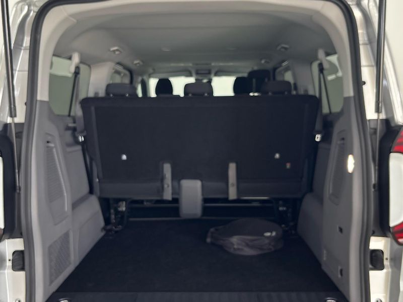 Volkswagen Caravelle Kombi - fotka 10 z 28