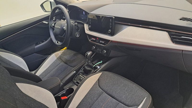 Škoda Kamiq (2025) Top Selection 1,0 TSI 85 kW DS - fotka 15 z 23