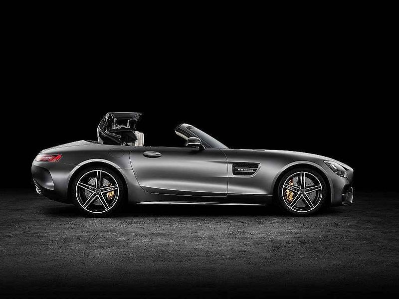 Mercedes-AMG GT C Roadster.