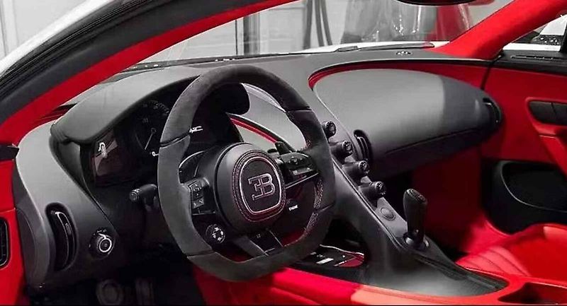 Bugatti na portálů TipCars.