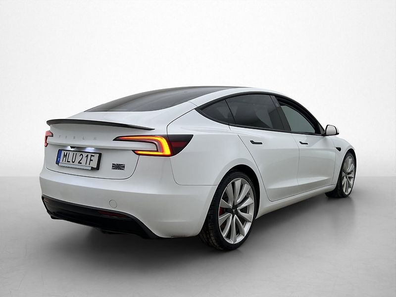 Tesla Model 3 Performance AWD - fotka 5 z 29