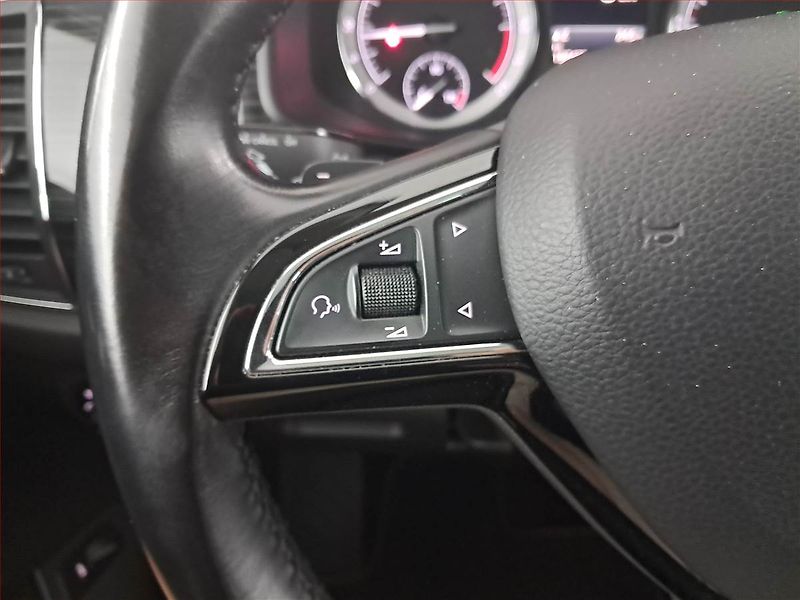 Citroën C3 (2024) Feel 1.2 PureTech, ČR,1.maj - fotka 16 z 20
