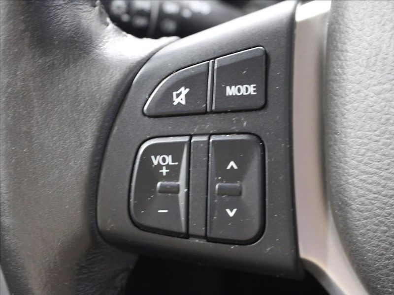 Suzuki Swift 1,2 i 4x4 pěkný stav, serv.kni - fotka 18 z 27