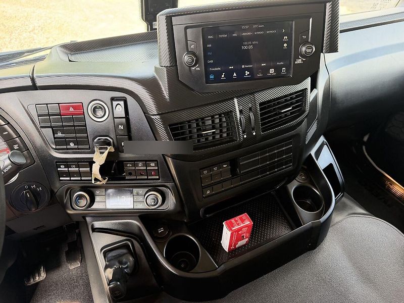 Iveco X-WAY (2023) 8x4 Bordmatik EURO 6 - fotka 20 z 24