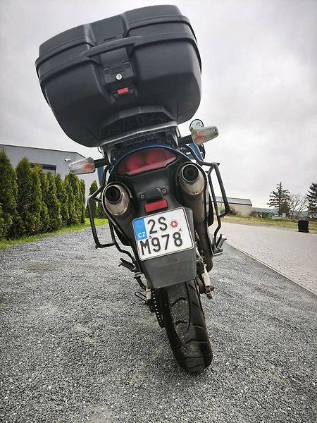 Honda XL 1000 V Varadero (2002) - fotka 4 z 15