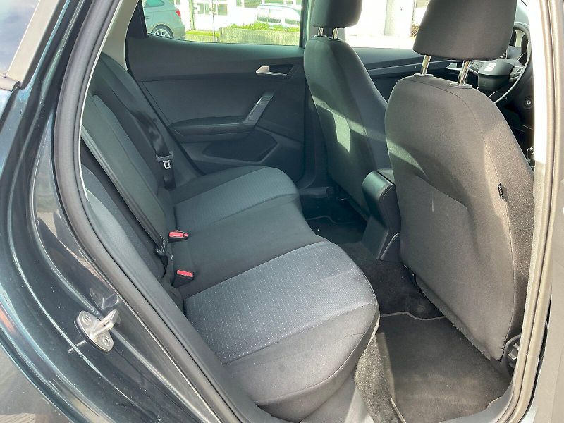 Seat Arona (2023) 1.0 TSI Style - fotka 16 z 26