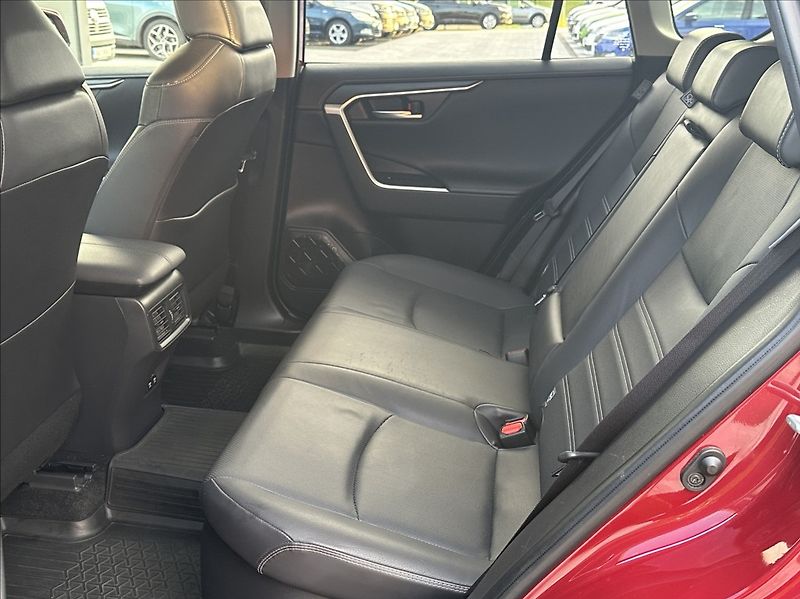 Toyota RAV4 2,5 HSD 222PS  Executive 4x4 A - fotka 14 z 56