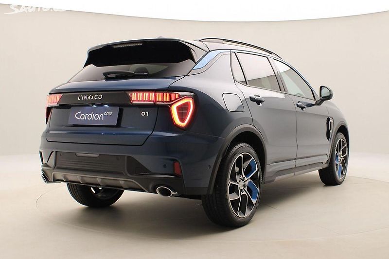 Lynk & Co 01 PHEV DCT AUT 1.maj.  - fotka 12 z 69