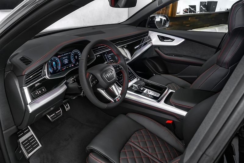 Audi Q8 50TDI Sline Vzduch Laser Masáž - fotka 12 z 25