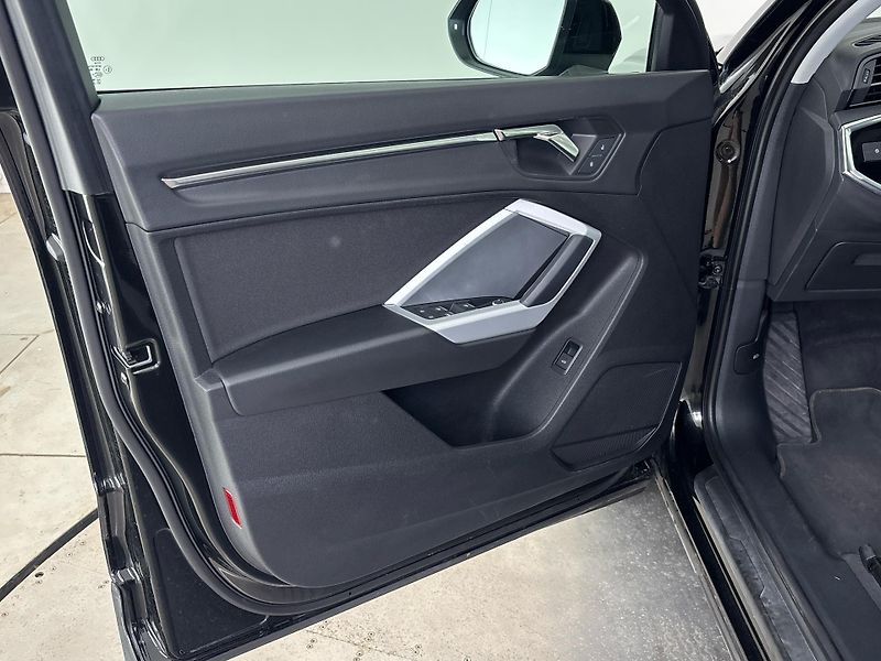 Audi Q3 Sportback - fotka 13 z 28