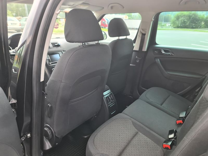 Škoda Yeti (2015) 2.0 TDi 103-KW 4x4 ADV OLOMOUC - fotka 29 z 76