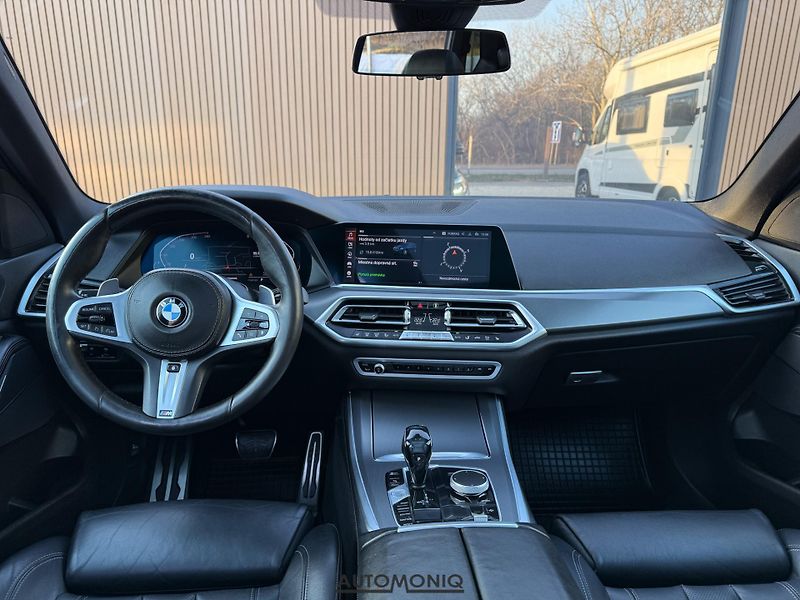BMW X5 (2020) xDrive30d M Sport Vzduchový p. - fotka 4 z 32