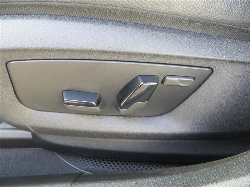 BMW Řada 6 3,0 640i 245kW xDrive AT GT - fotka 16 z 32