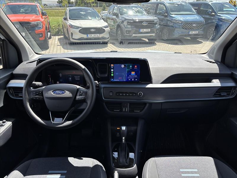 Ford Tourneo Courier 1,0 EcoBoost 91 kW Actice AUT - fotka 18 z 44