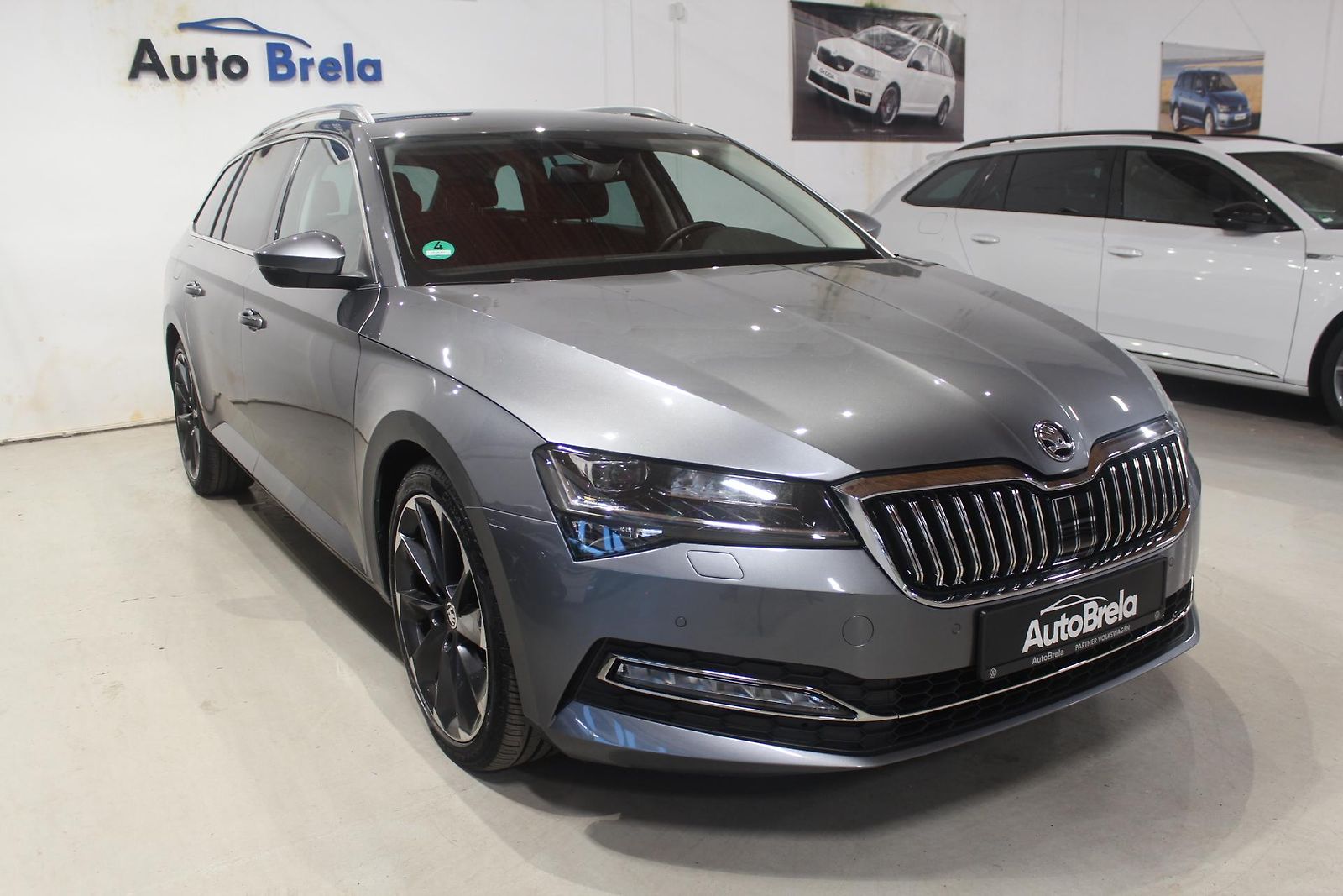Škoda Superb 2.0TDI DSG Matrix Display