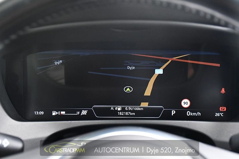 Jaguar F-Pace 2.0 R-SPORT MERIDIAN  - fotka 47 z 54