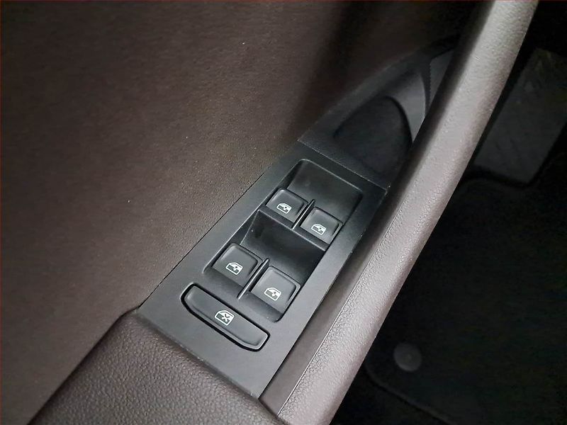Škoda Octavia (2017) Laurin&Klement 2.0 TDI - fotka 19 z 19