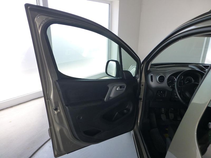 Citroën Berlingo (2018) 1,6i-88KW*KAMERA*ALU**PŮVOD ČR - fotka 9 z 31