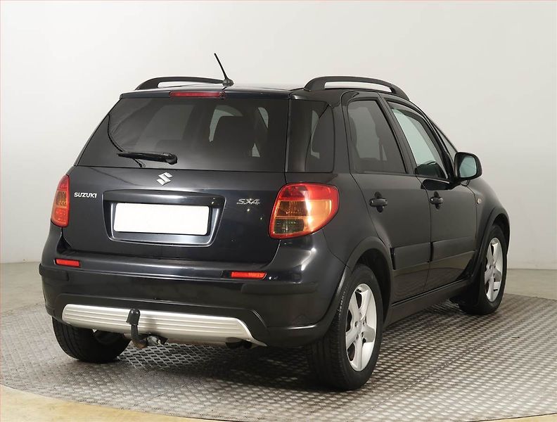 Suzuki SX4 (2007) 1.6 VVT, po STK, Tažné - fotka 5 z 17