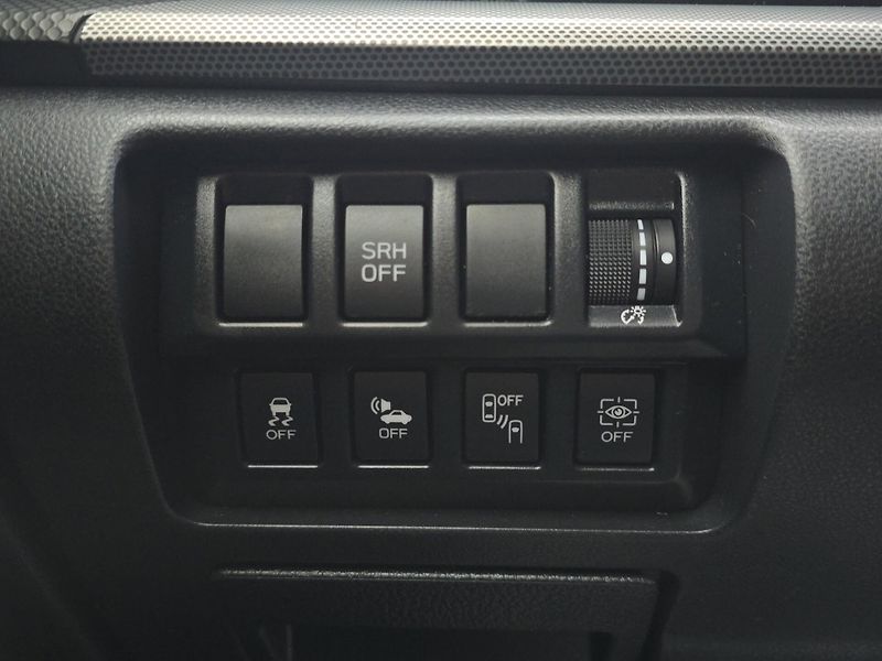 Subaru Forester (2020) 2.0 HEV 110kW 4x4, Serv. kniha - fotka 17 z 28