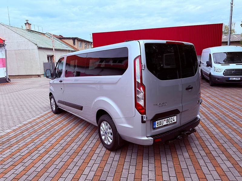 Ford Tourneo Custom 2.0 TDCi Trend, ČR, 1.Maj - fotka 11 z 29