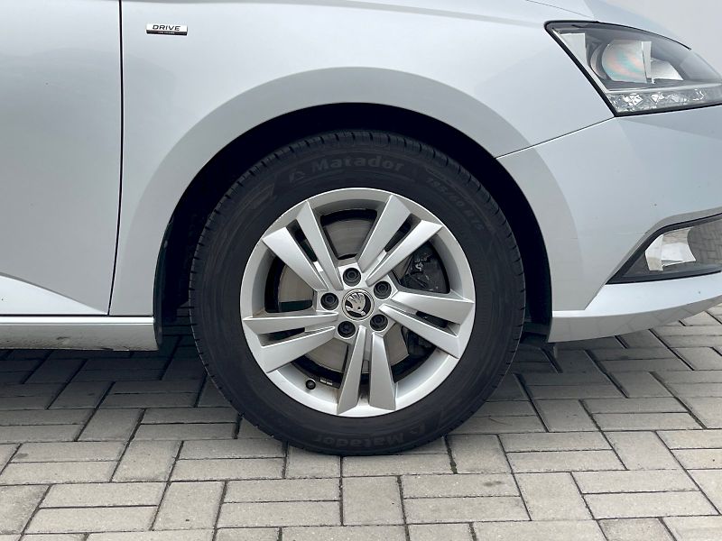 Škoda Fabia (2020) Combi 1,0 TSI / 81 kW Drive 12 - fotka 16 z 30