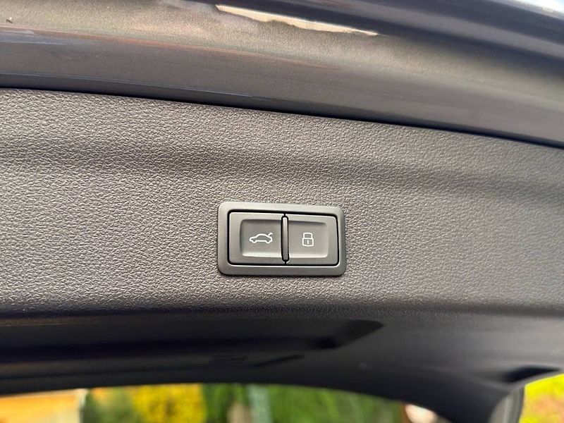 Audi A6 Allroad (2022) QUATTRO - fotka 14 z 31